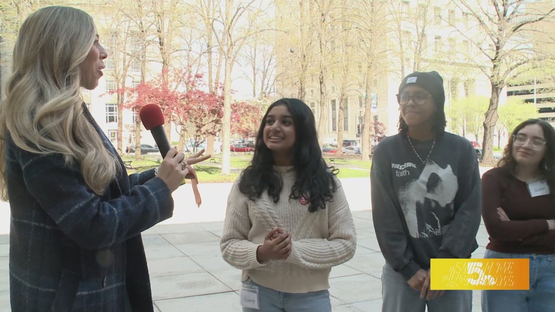 High school students debut TV project on 'Show Me St. Louis'