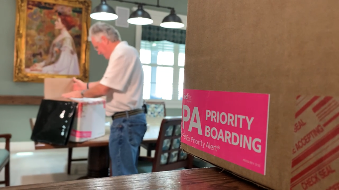 Businesses adapt as delta variant fuels Missouri COVID spike - Vimarsana News