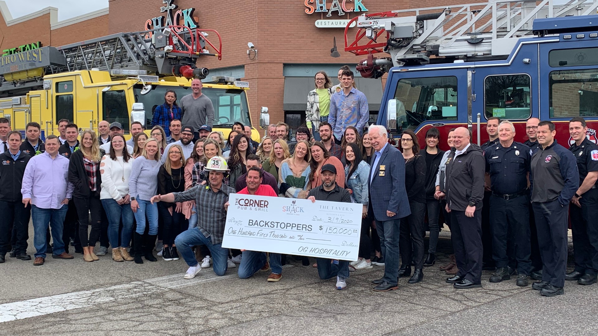 BackStoppers receives $150K donation from stl restaurant group | ksdk.com