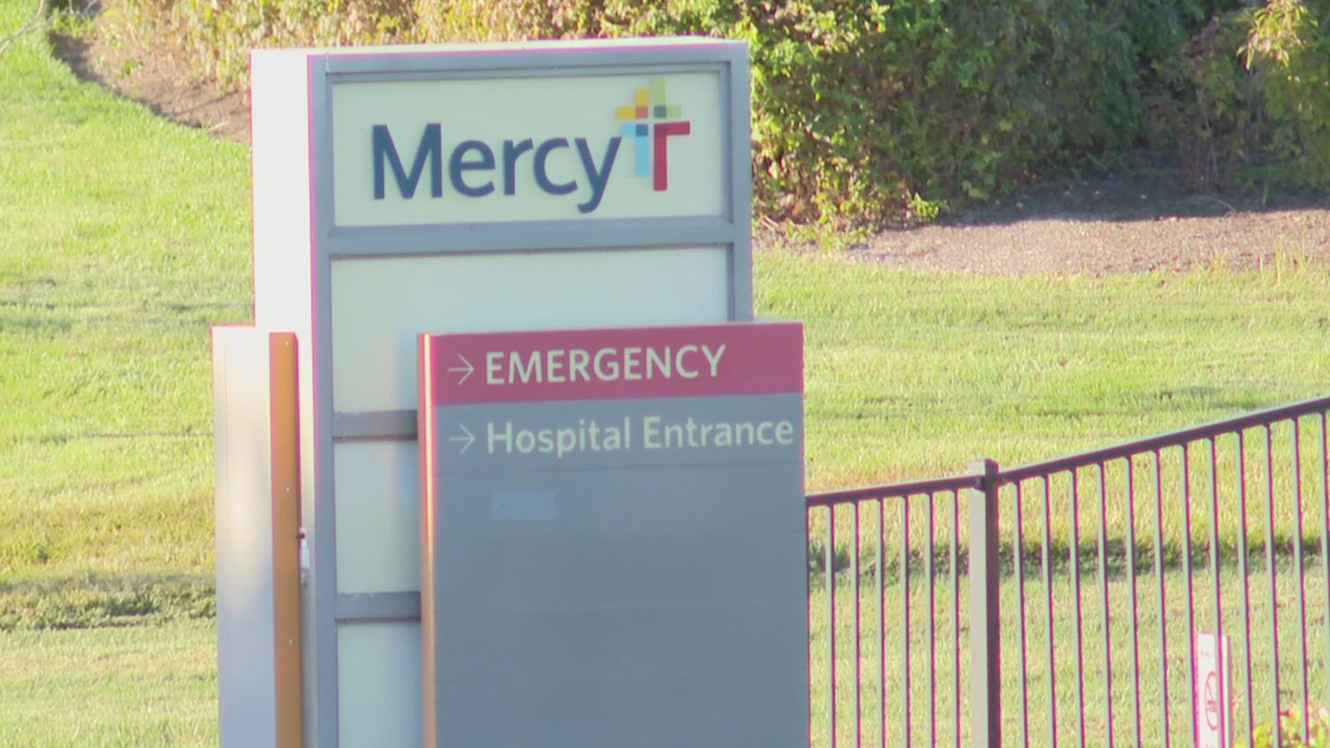 If a deal isn't made by Jan. 1, Mercy doctors will become out-of-network for patients covered by Anthem.