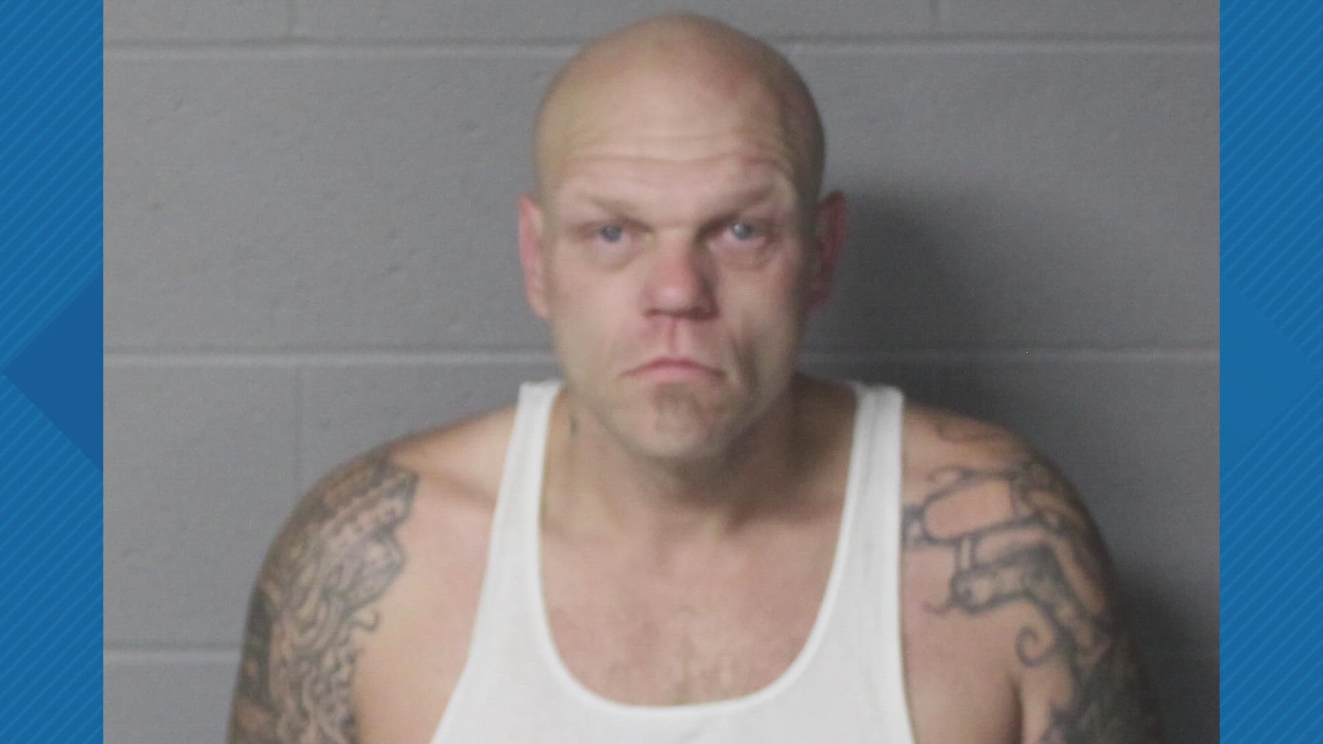 St. Louis police said the man suspected of shooting and killing Ronald Cline Jr. and Leslie Barstow was arrested after crashing his car on Interstate 55.
