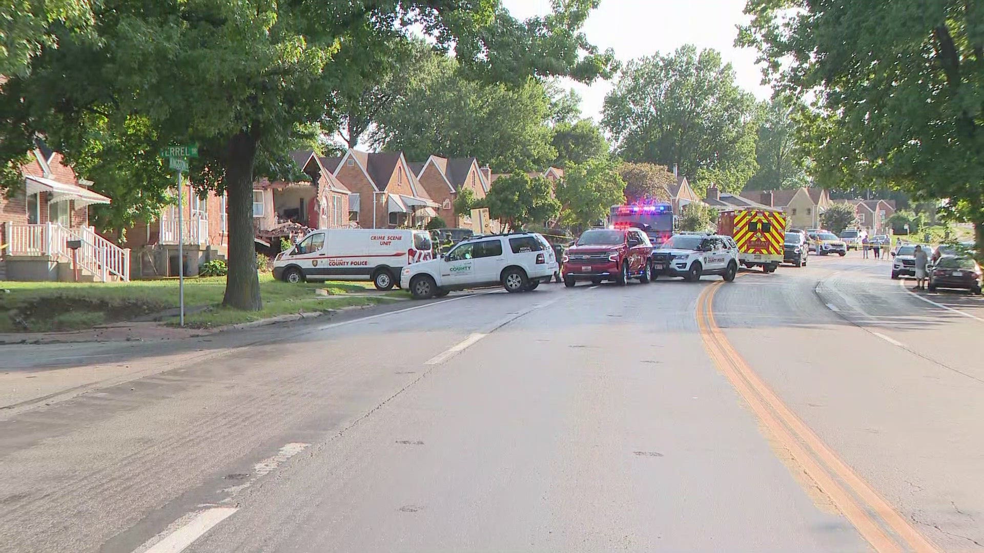 Car crashes into home in Lemay, narrowly avoids hitting a toddler ...
