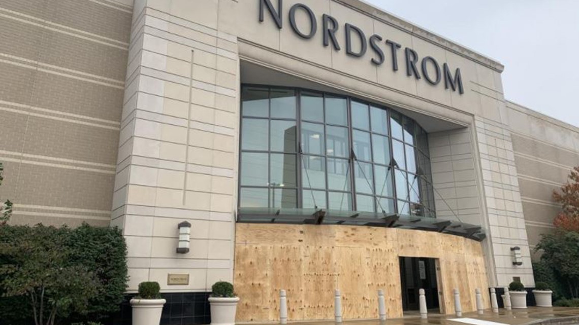 A New Nordstrom at the St. Louis Galleria