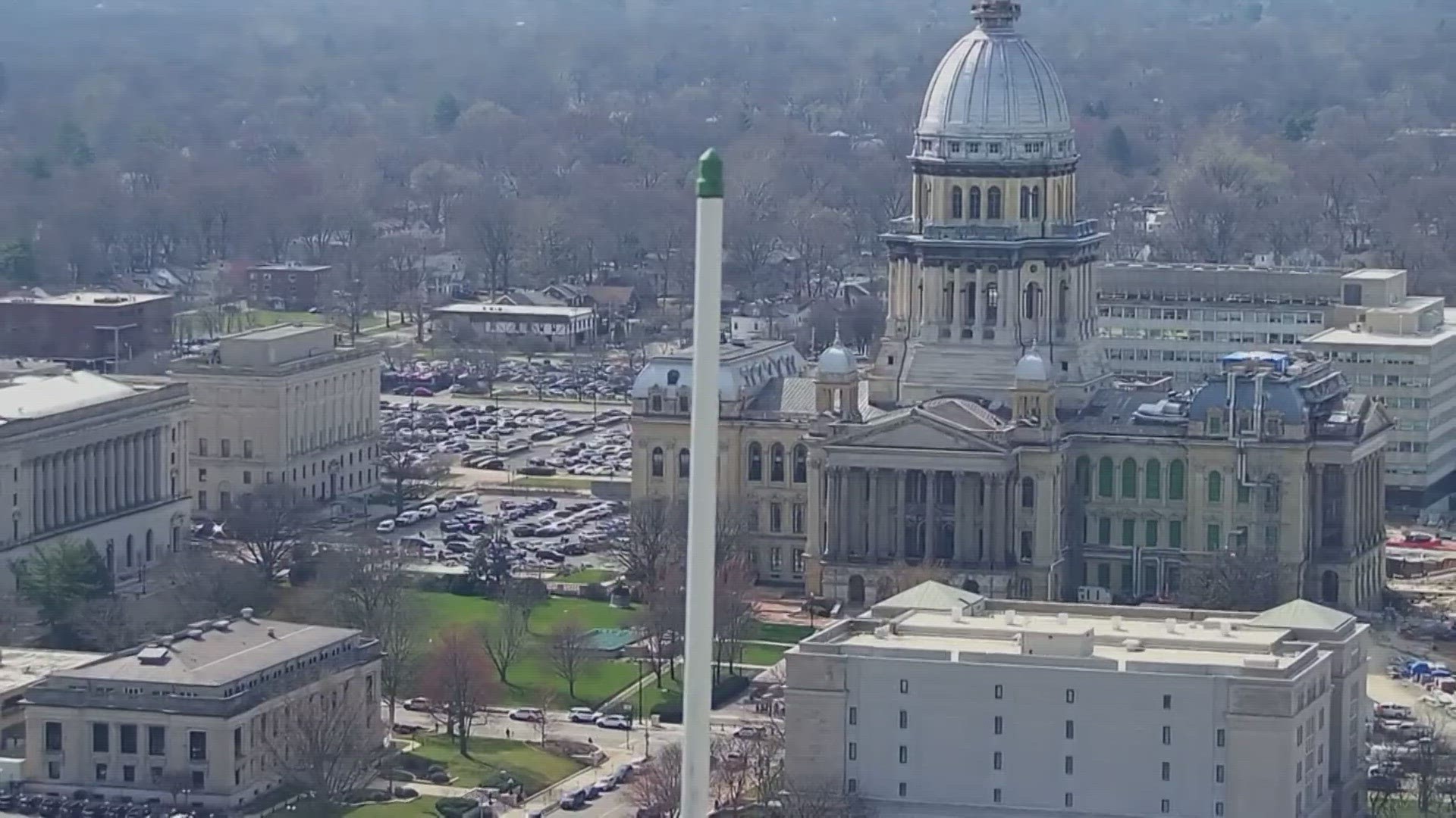 Police are sweeping the Springfield building, Illinois Secretary of State Alexi Giannoulias said