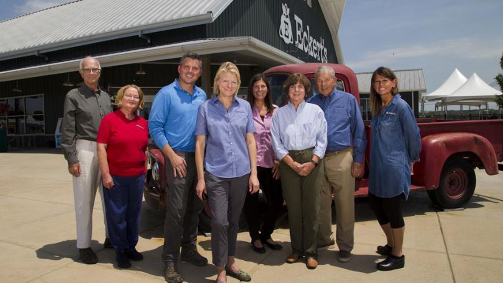 Eckert's reopens for pickyourown season