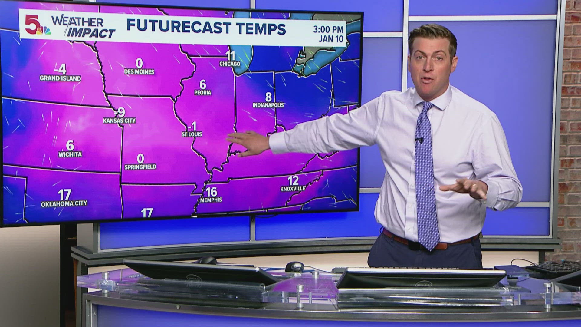 St. Louis prepares for weekend snow, sleet or freezing rain