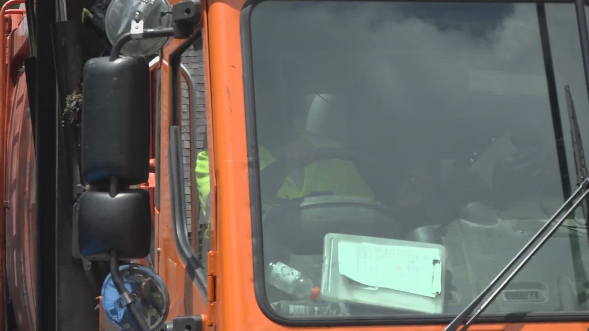 Garbage truck drivers are saying they're overworked, underpaid, and left to work in hot trucks with no AC.