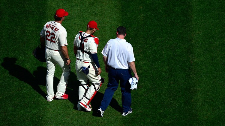 Is Yadier Molina or Jose Molina the more impressive animated-GIF