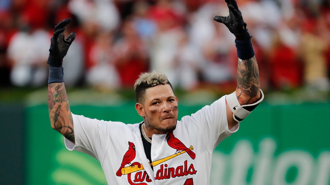 Yadier Molina responds to Ronald Acuna with throat slash after winning game