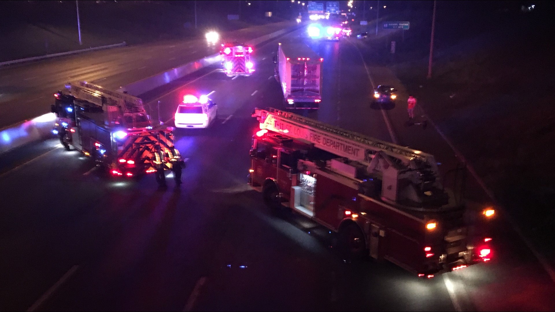 Man killed after getting hit by 2 cars, semi-truck in south St. Louis ...