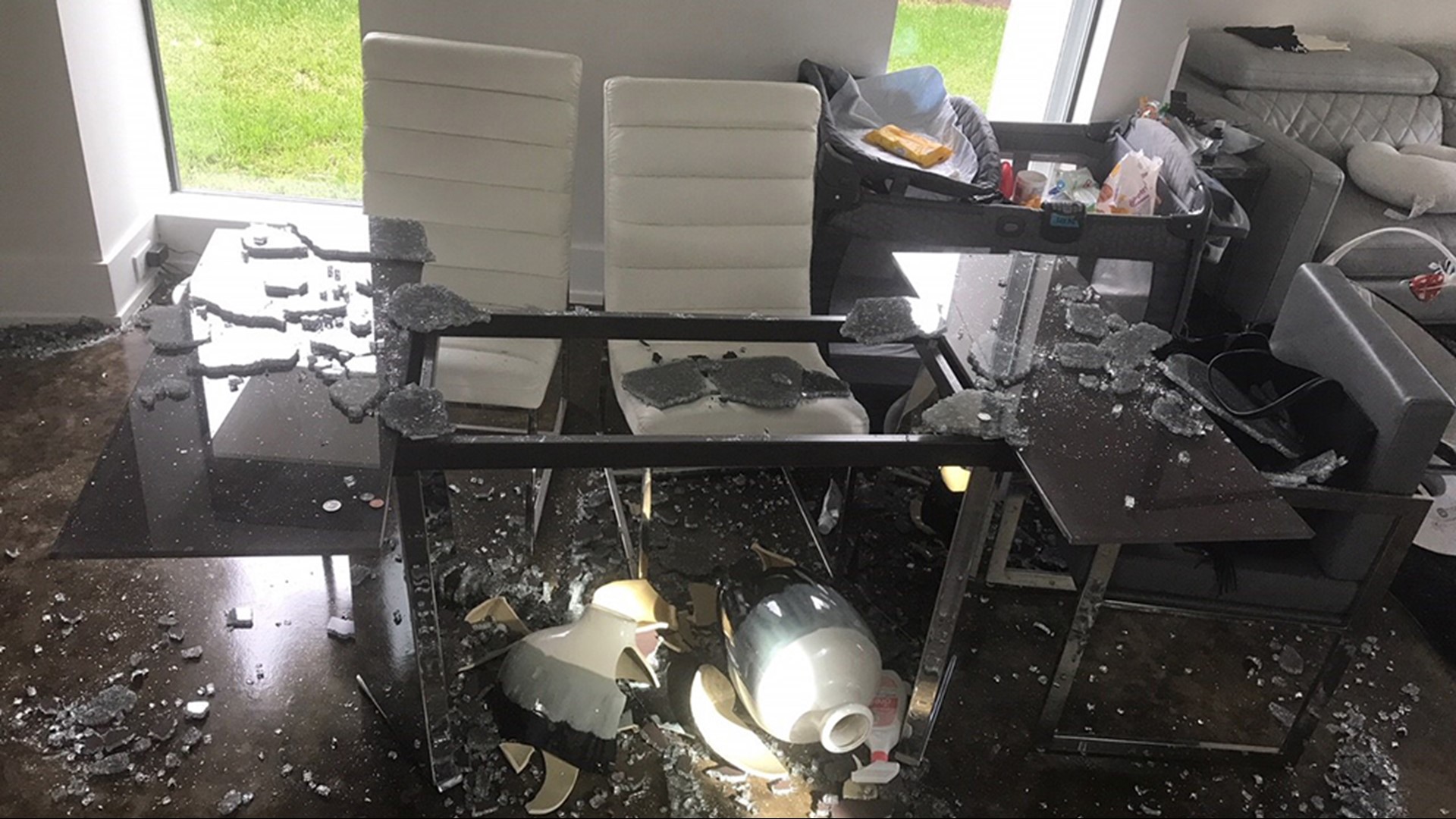 PHOTOS Houston family's glass table shatters without warning