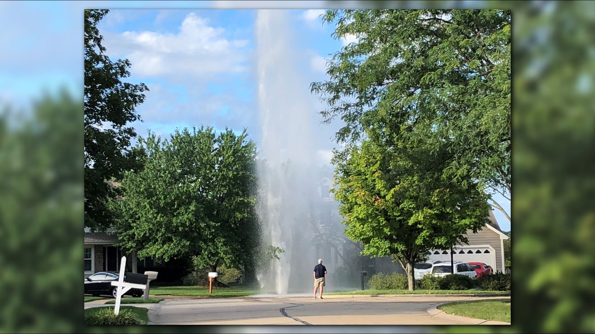 Water main break sends water shooting into the air in Wildwood | ksdk.com