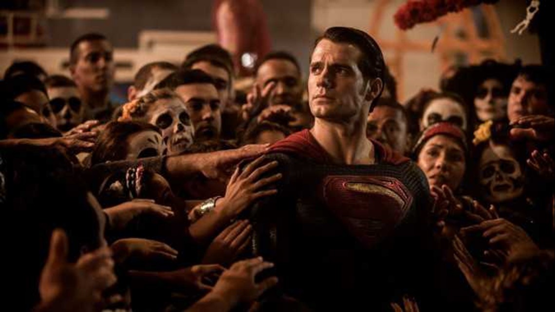 Henry Cavill: Warner Bros makes U-turn: Henry Cavill to not play