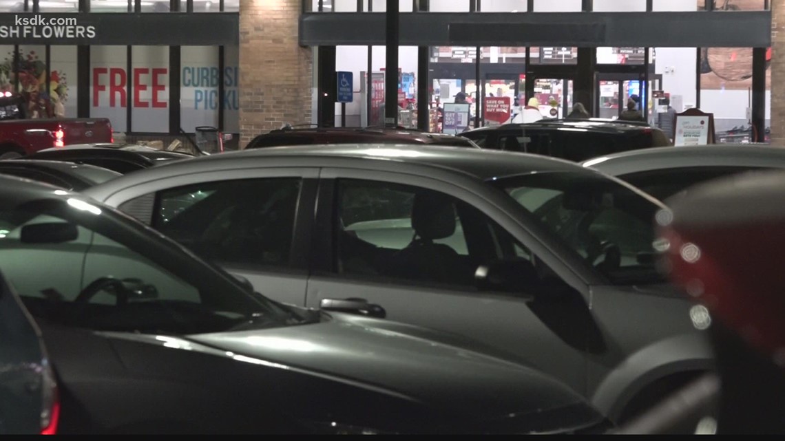 How you can stay safe while shopping this holiday season - Vimarsana News