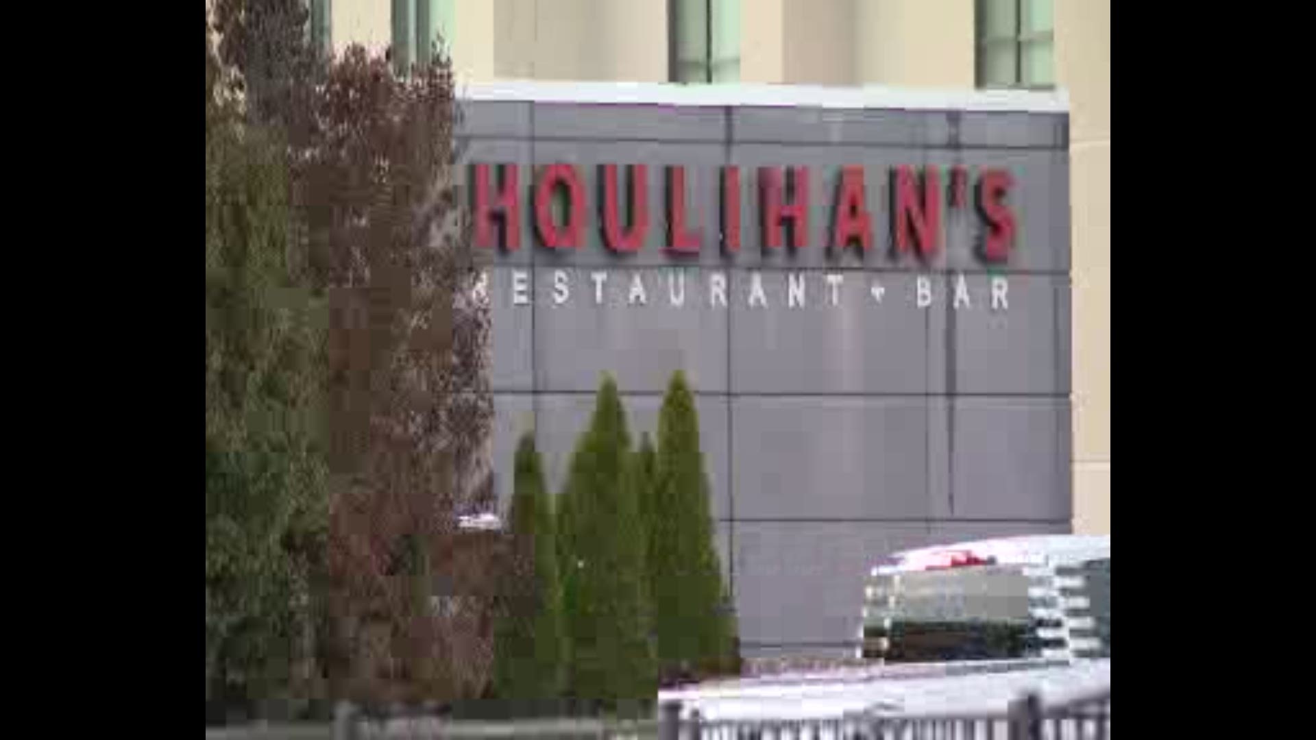Houlihan's announced it closed its Brentwood location on Nov. 11.