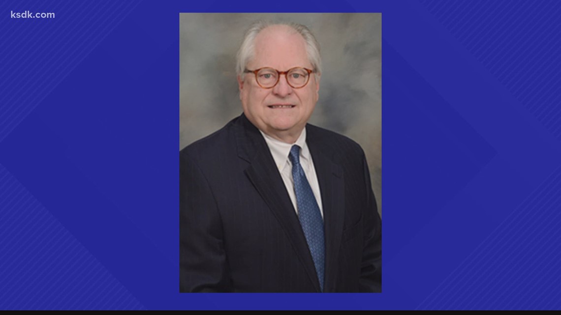 St. Louis County opens absentee voting polling locations