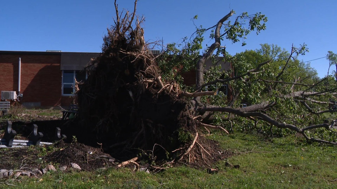 4 tornadoes touched down in Metro East. Here's what we know | ksdk.com