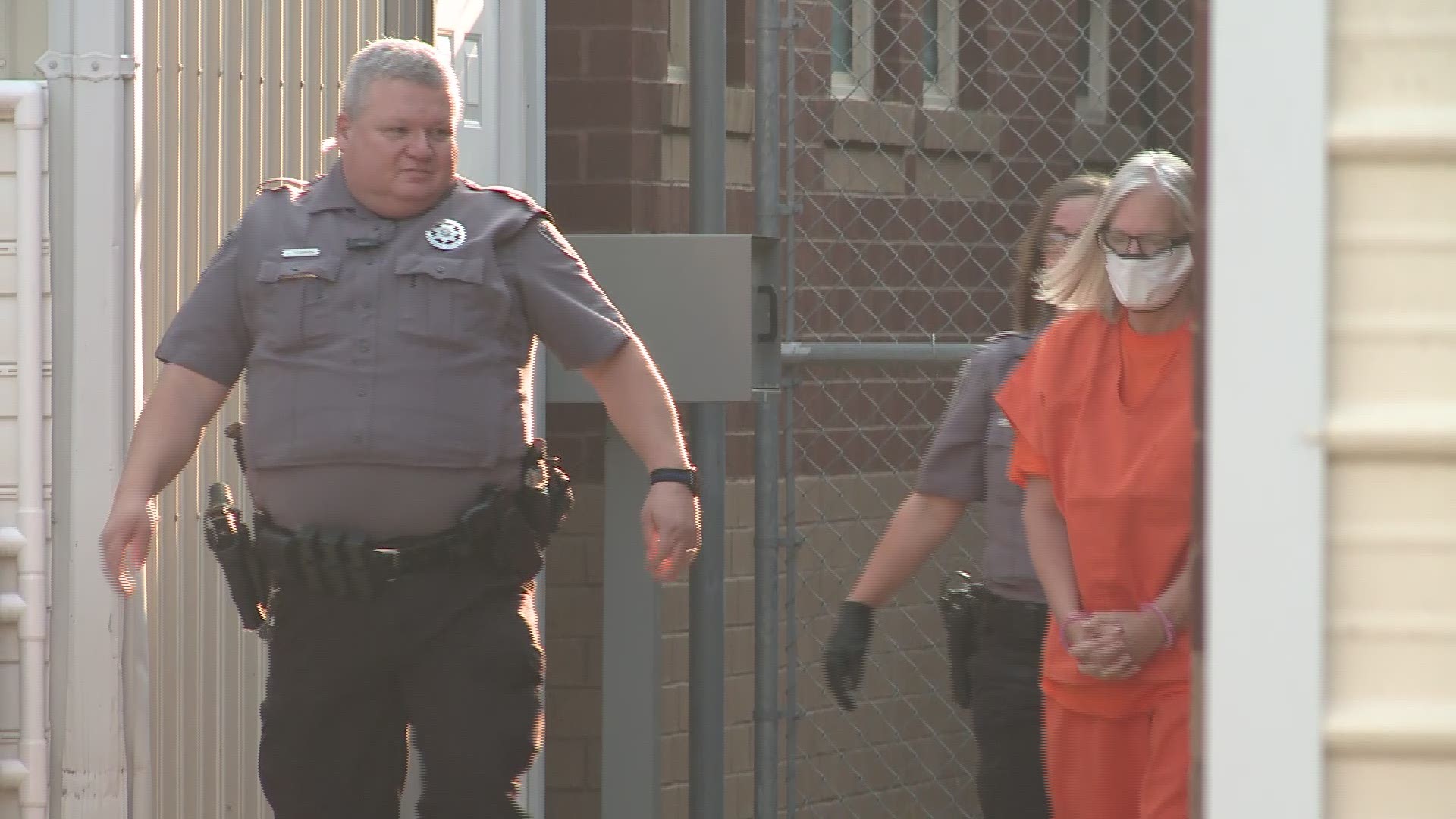 Raw: Pam Hupp arrives for hearing on Betsy Faria murder charge | ksdk.com