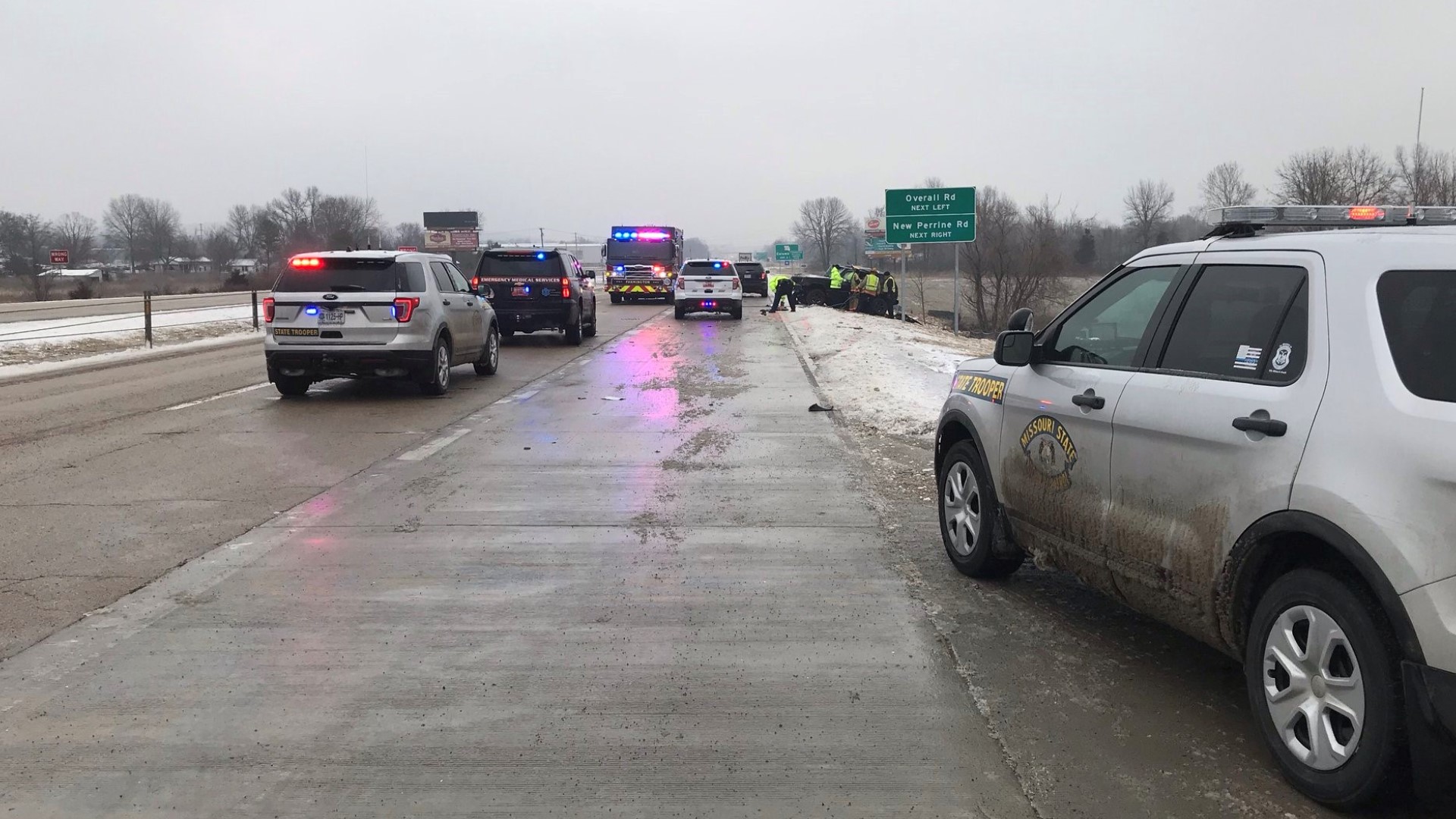 Person killed in crash involving semitruck on US67 outside Farmington