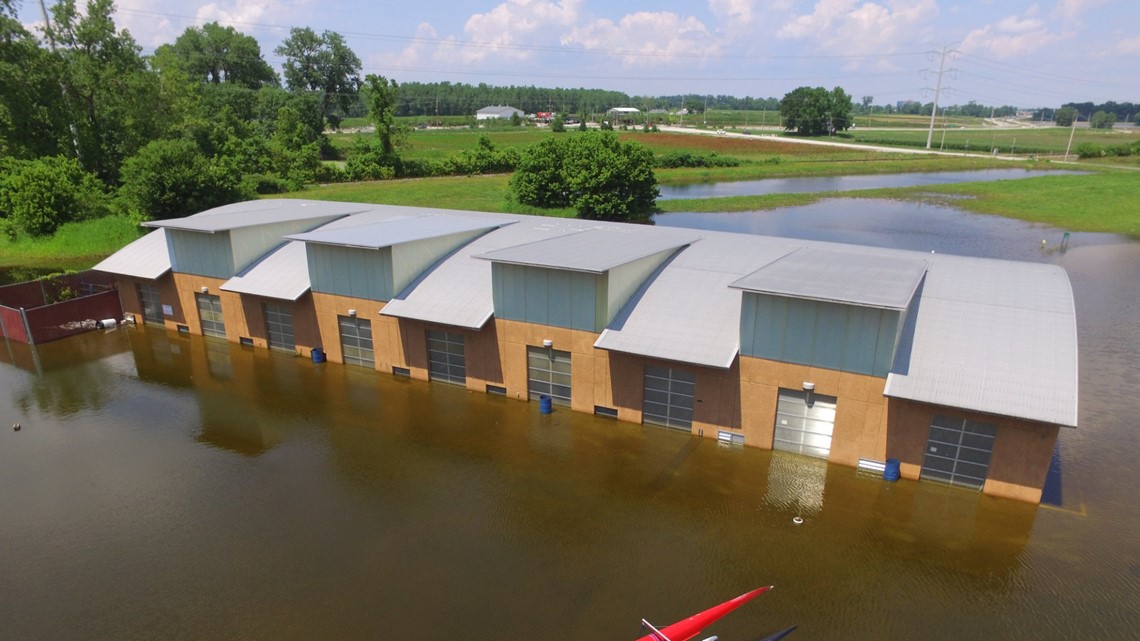 Creve Coeur Lake flooding forces athletes out of the water