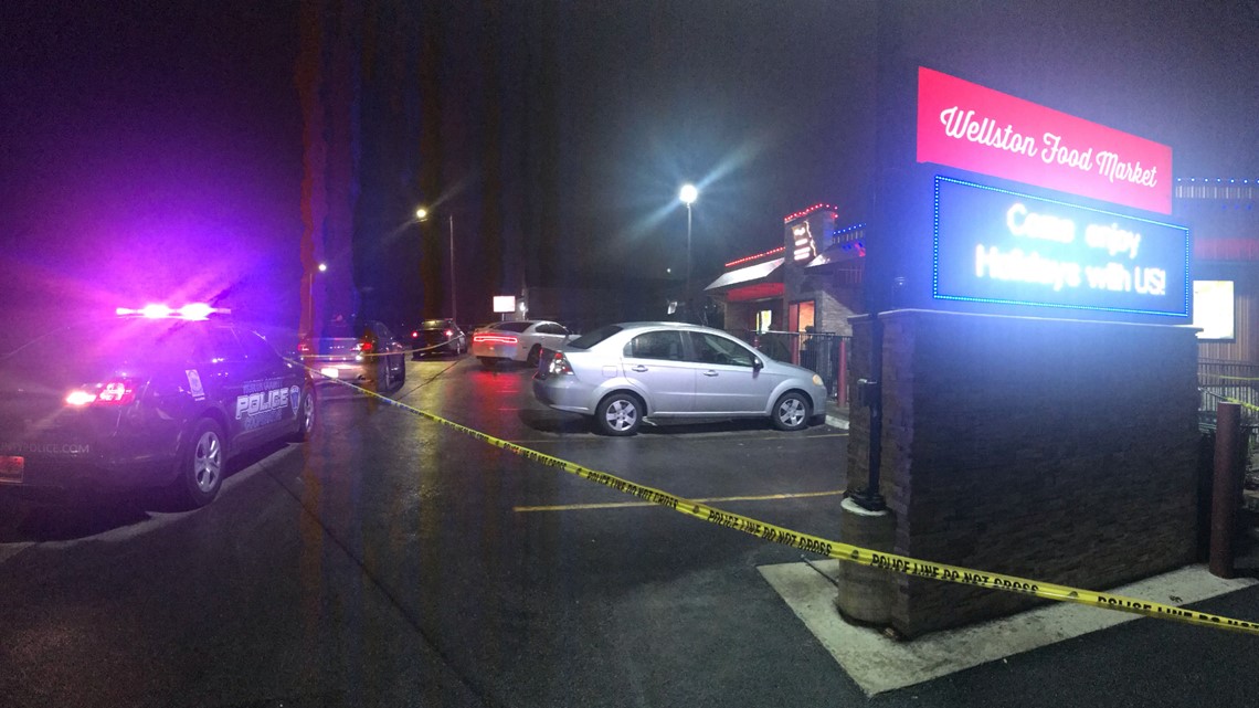 Wellston Food Market raided by federal, state investigators, 4 people
