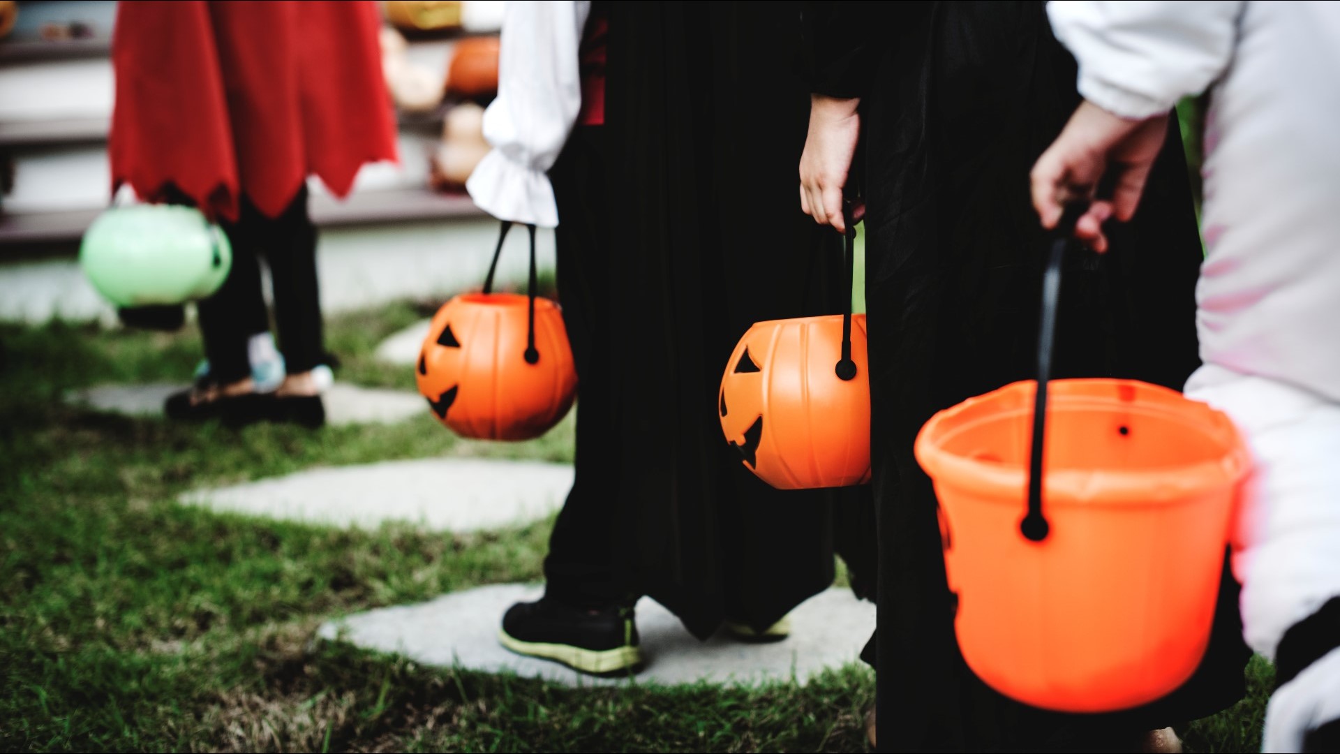 St. Louis is in for a bone-chilling Halloween this year. Here's how to keep your trick-or-treaters warm without ruining their costumes.