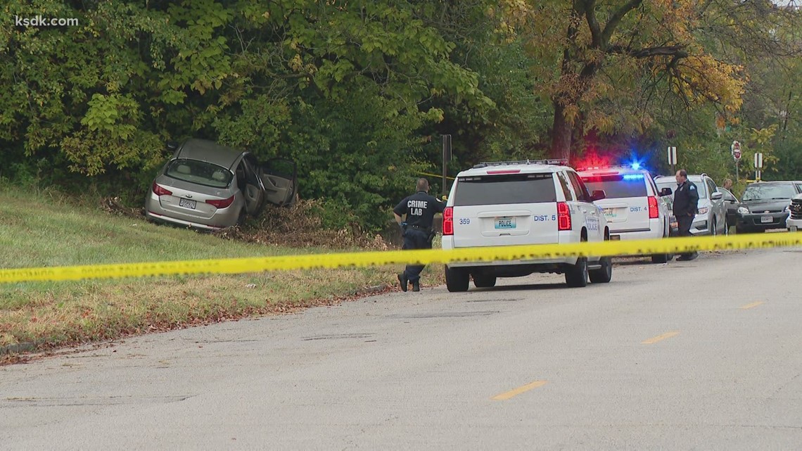 Man found dead after one-vehicle accident in St. Louis | ksdk.com