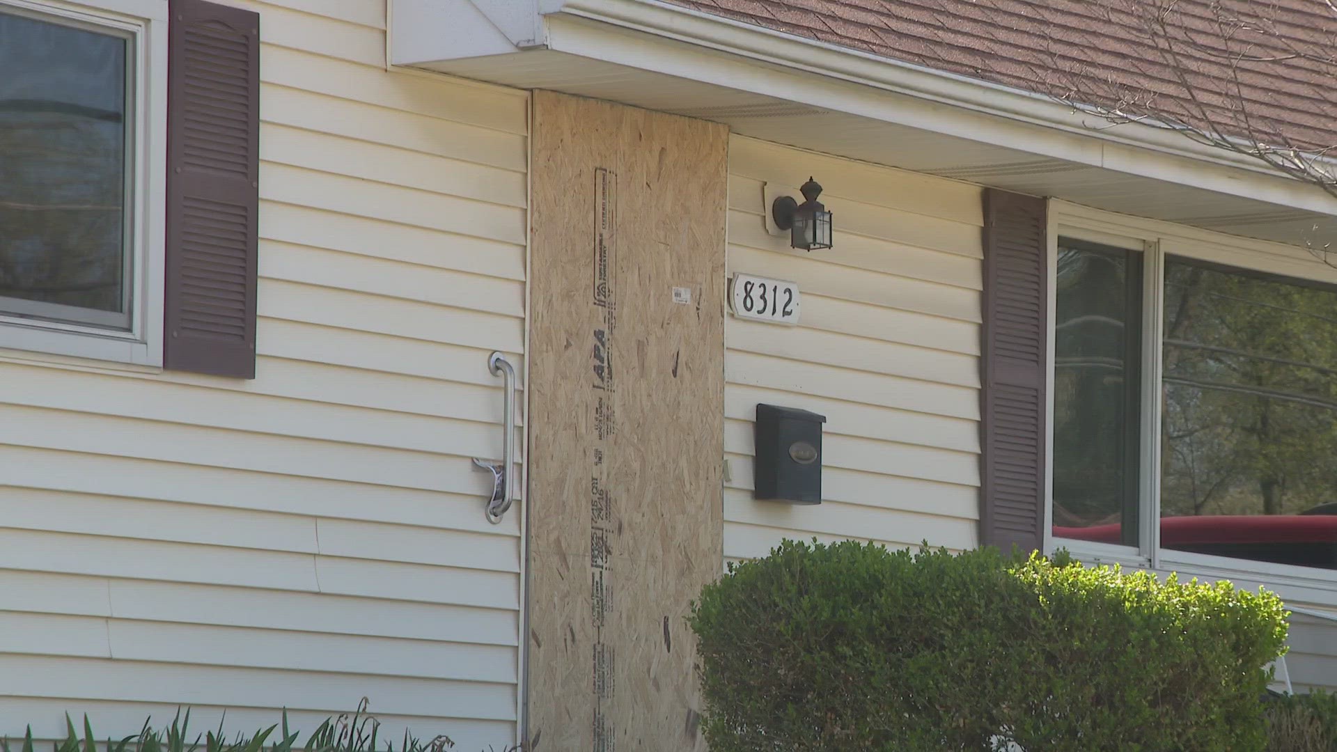 Police said the fire started in the kitchen of the home on South Laclede Station Road.