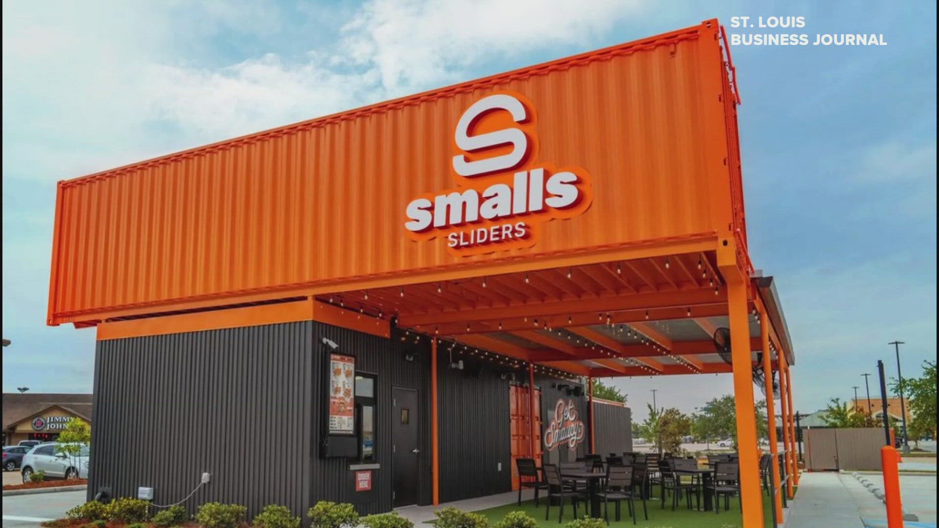 Known for its cheeseburger sliders, Smalls Sliders also offers fries, dipping sauces and milkshakes.