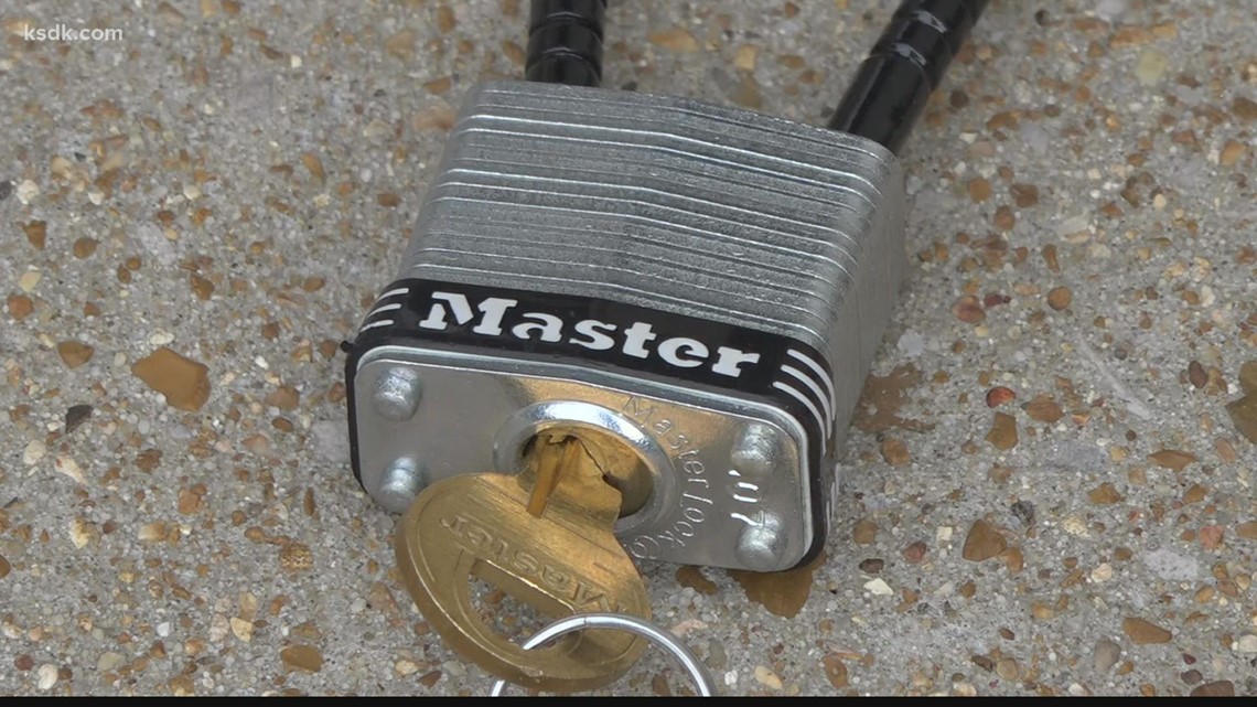 Gun locks 4 seconds and the turn of a key could save a life