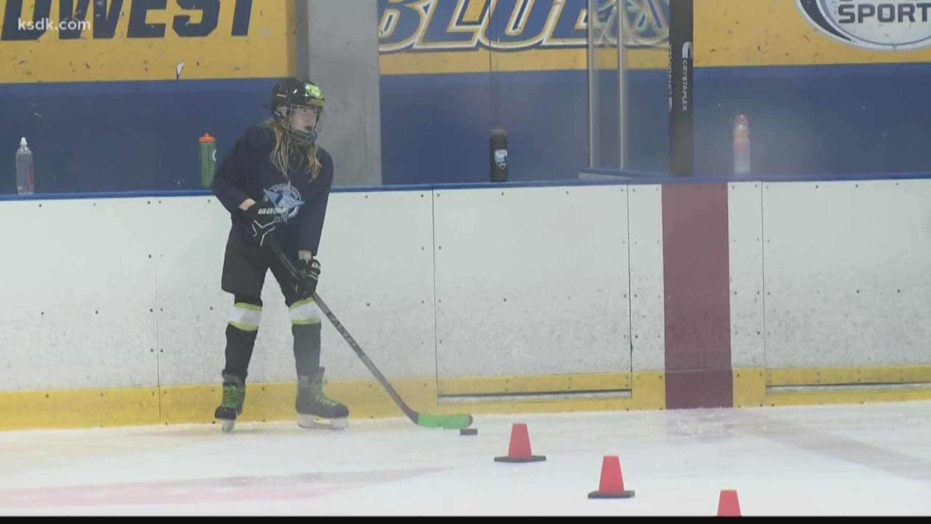 The St. Louis Lady Cyclones are hosting a free hockey game this summer.