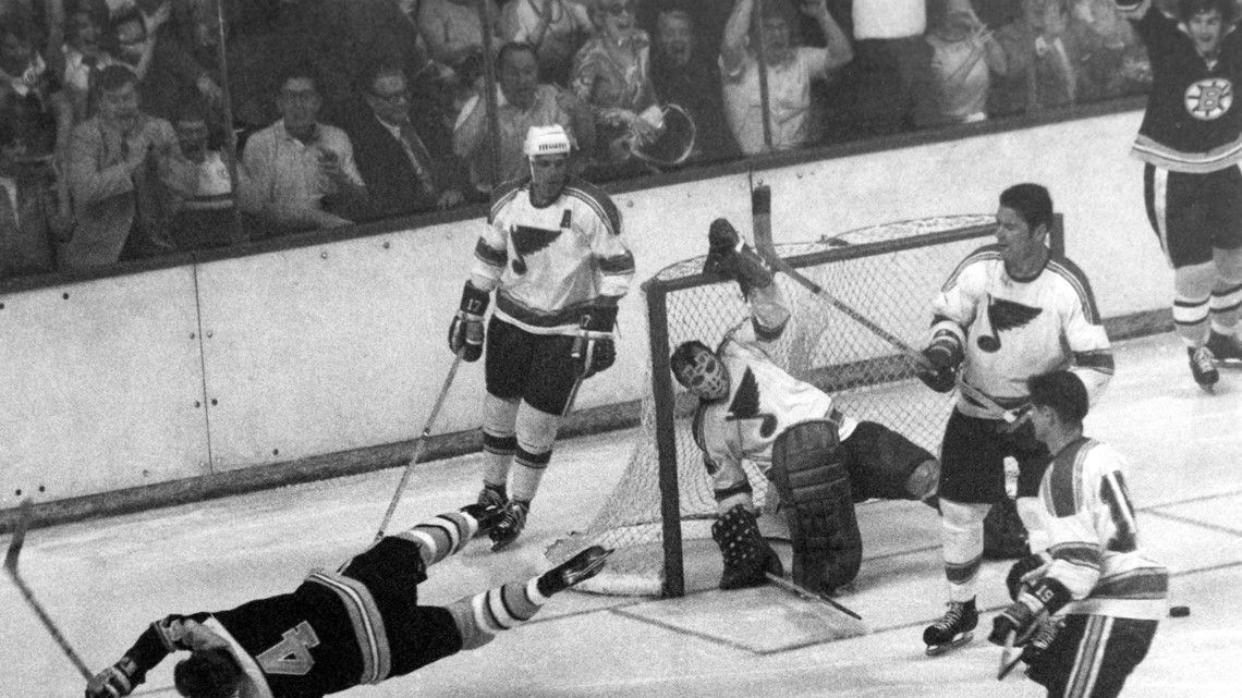 St. Louis Blues beat Boston Bruins, 4-1, to win first Stanley Cup