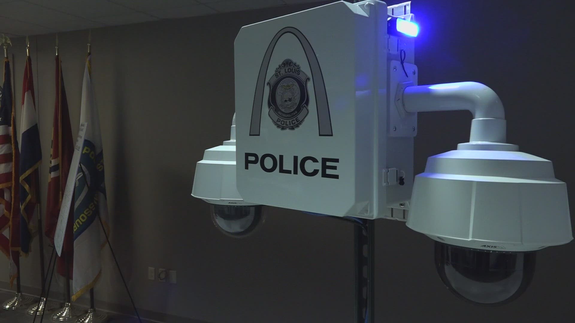 Pressure mounting on St. Louis police