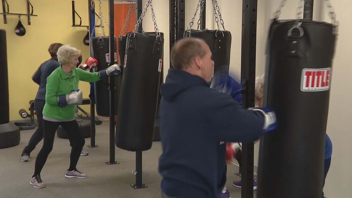 O Fallon Illinois Gym Fights Parkinson S With Boxing Program Ksdk Com