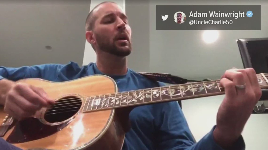 Cardinals' Adam Wainwright performs 'Danny's Song' cover on twitter