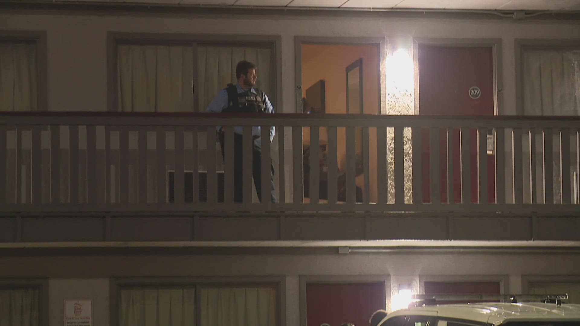 Homicide suspect found fatally shot inside St. Louis hotel | ksdk.com