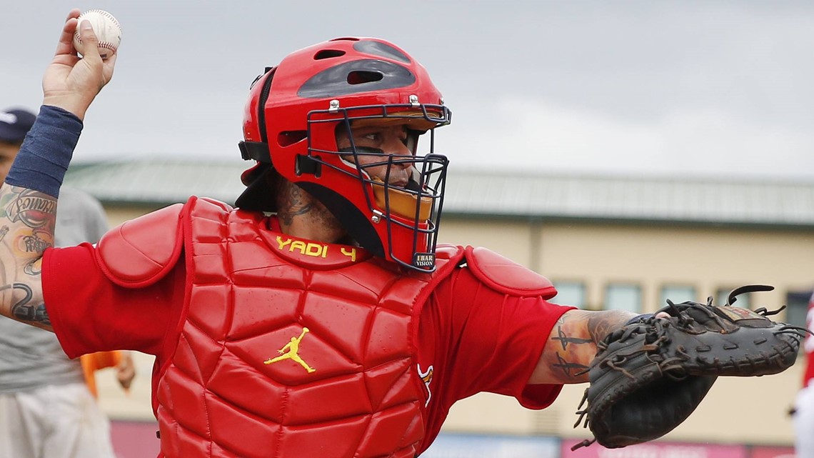 St. Louis Cardinals - Yadi shows off his new catching gear