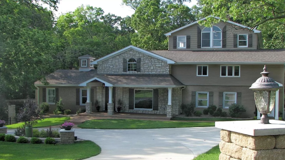 St. Louis County real estate Homes for sale in Sunset Hills