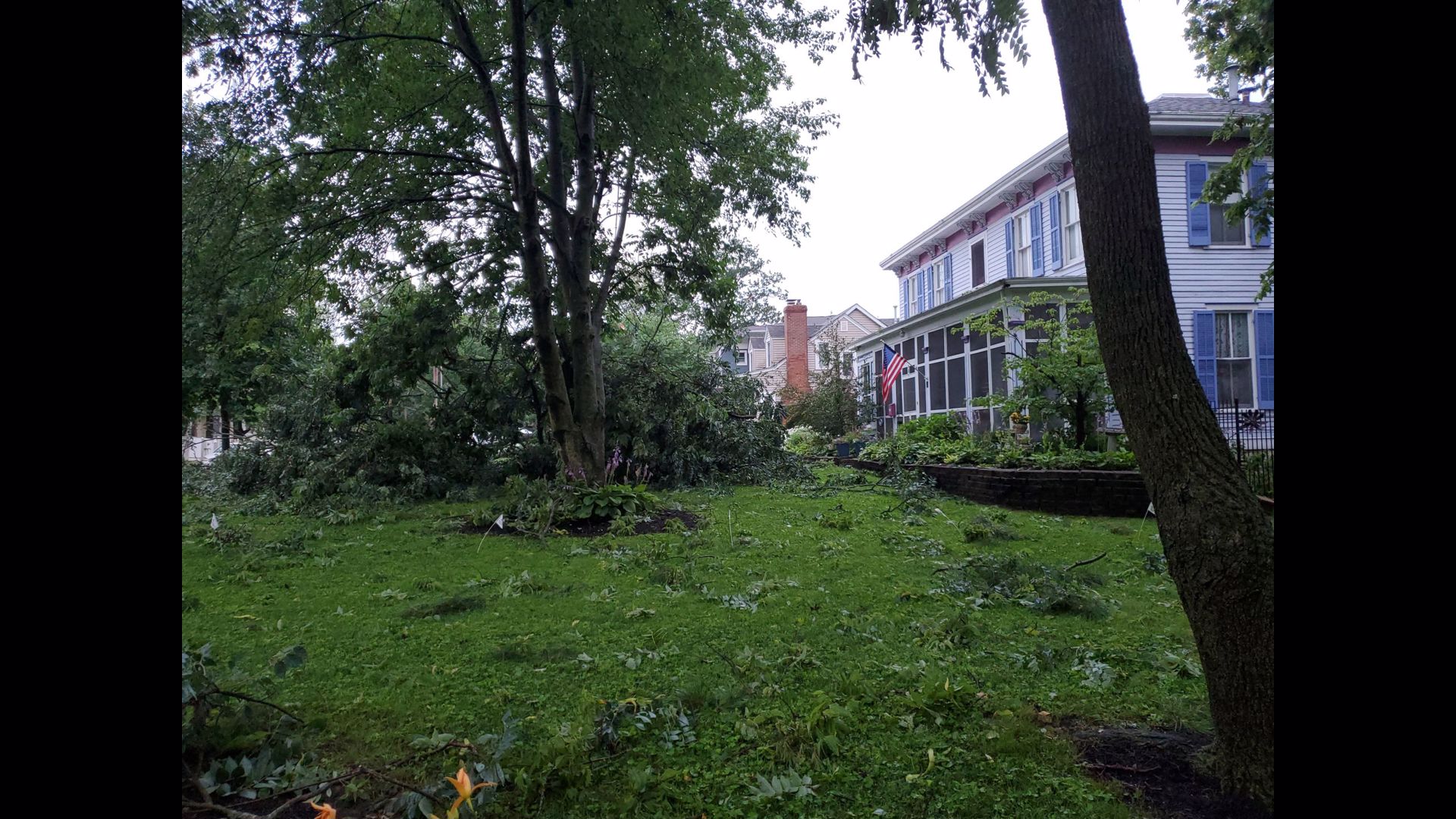 Thousands without power after strong storms | ksdk.com