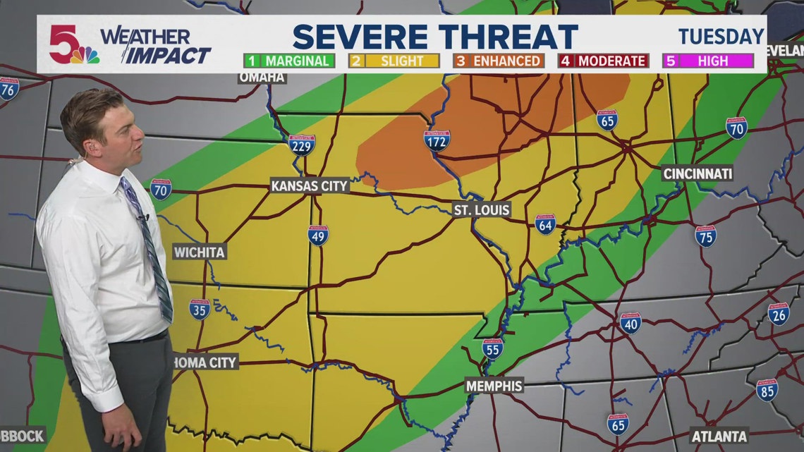 Ahead of severe storm chances, class in St. Louis teaches people how to ...
