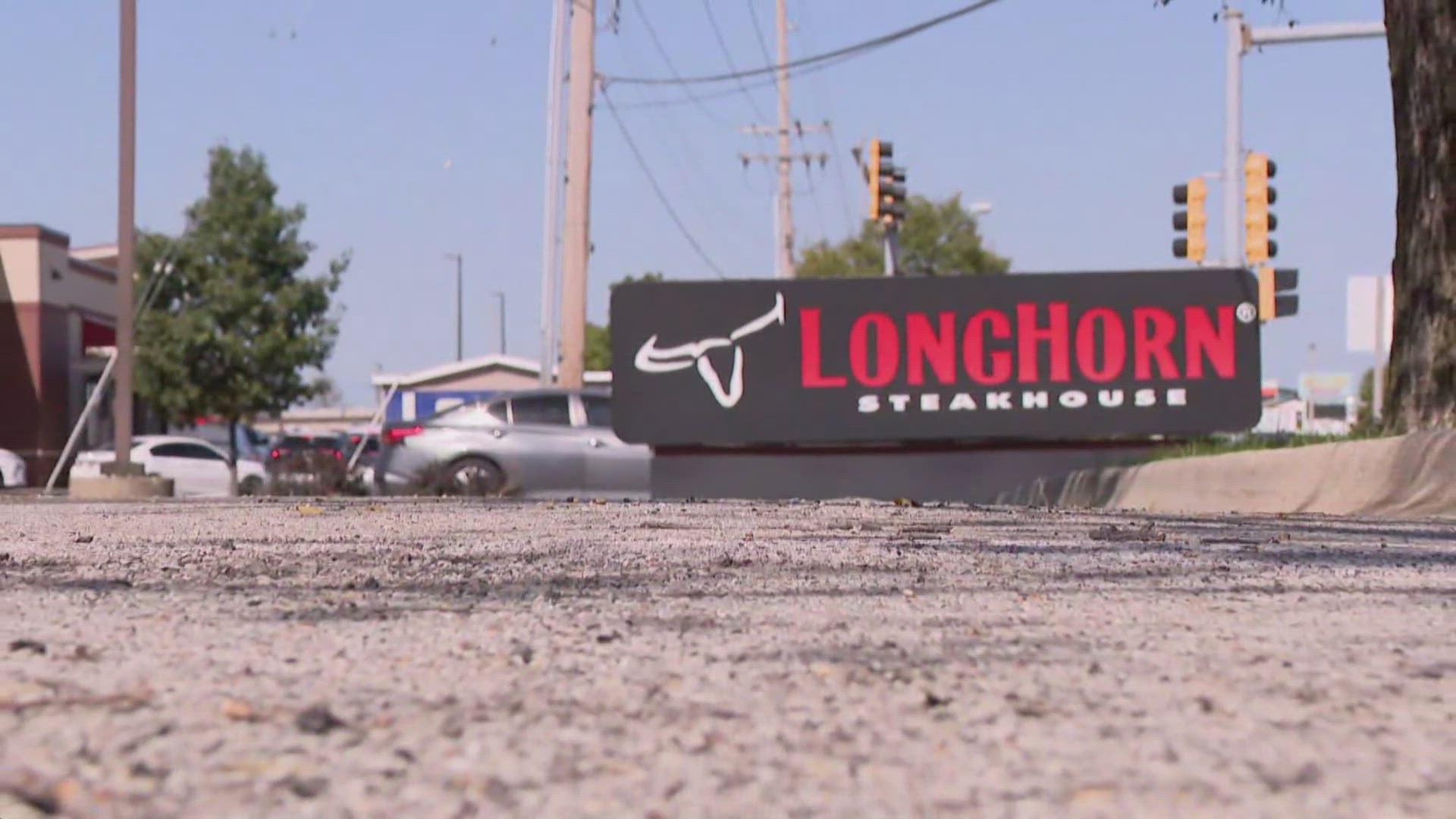 Health officials are surveying customers of the LongHorn Steakhouse in Fairview Heights on what they ate in the weeks before the restaurant closed.