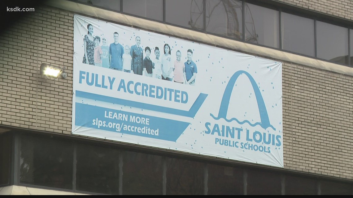 St. Louis faculty board hears general public remark on university closure