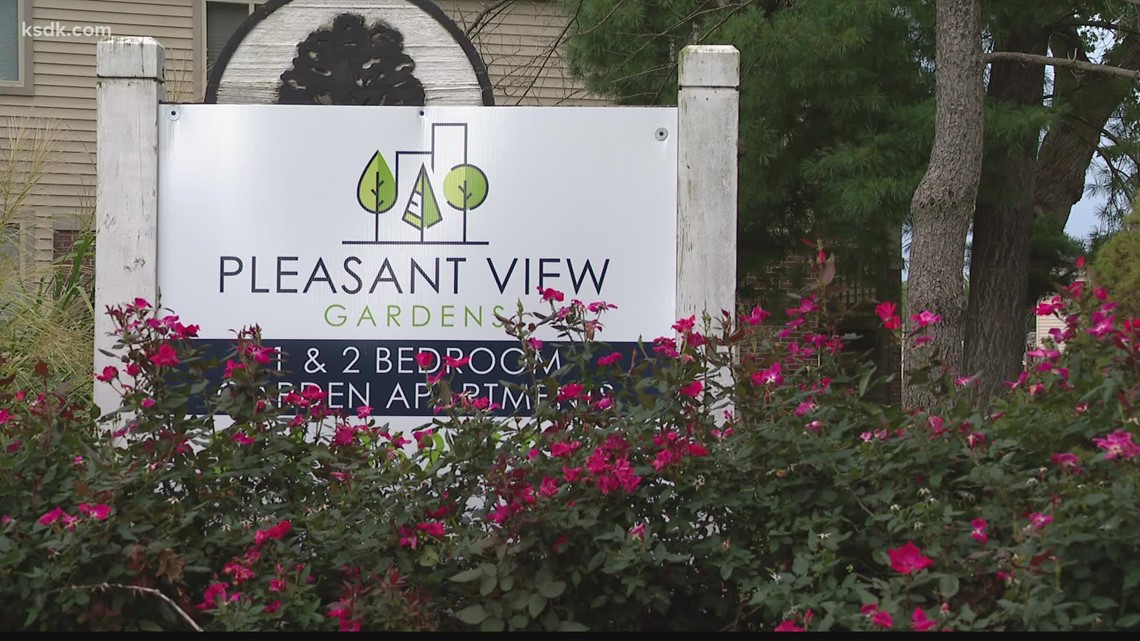 Ferguson's mayor to meet with tenants of controversial apartment - Vimarsana News