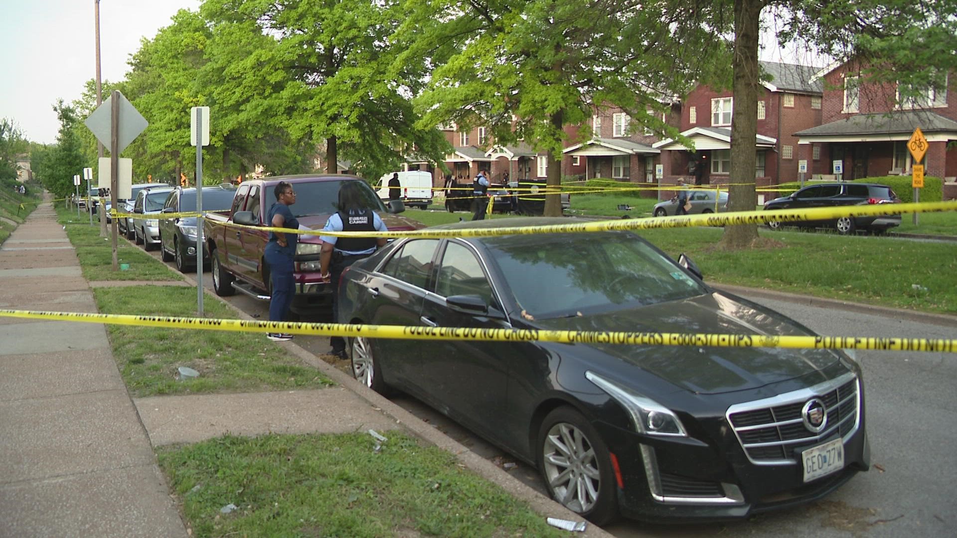 Quadruple shooting on Kingshighway leaves one dead and three others injured.