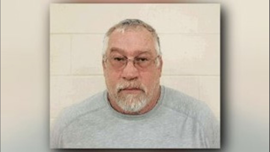 Man charged in death of Illinois State trooper hit along highway | ksdk.com
