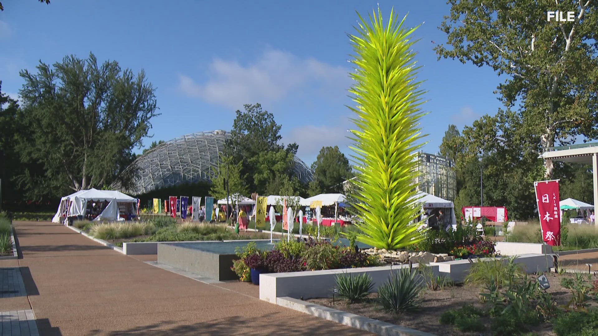 The popular Japanese Festival at the Missouri Botanical Garden returns this weekend. Hundreds of artists are also in town for the 27th annual Paint Louis.