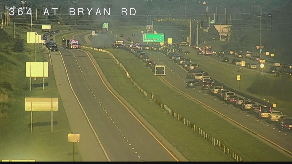 Crash on Highway 364 in St. Charles County kills driver