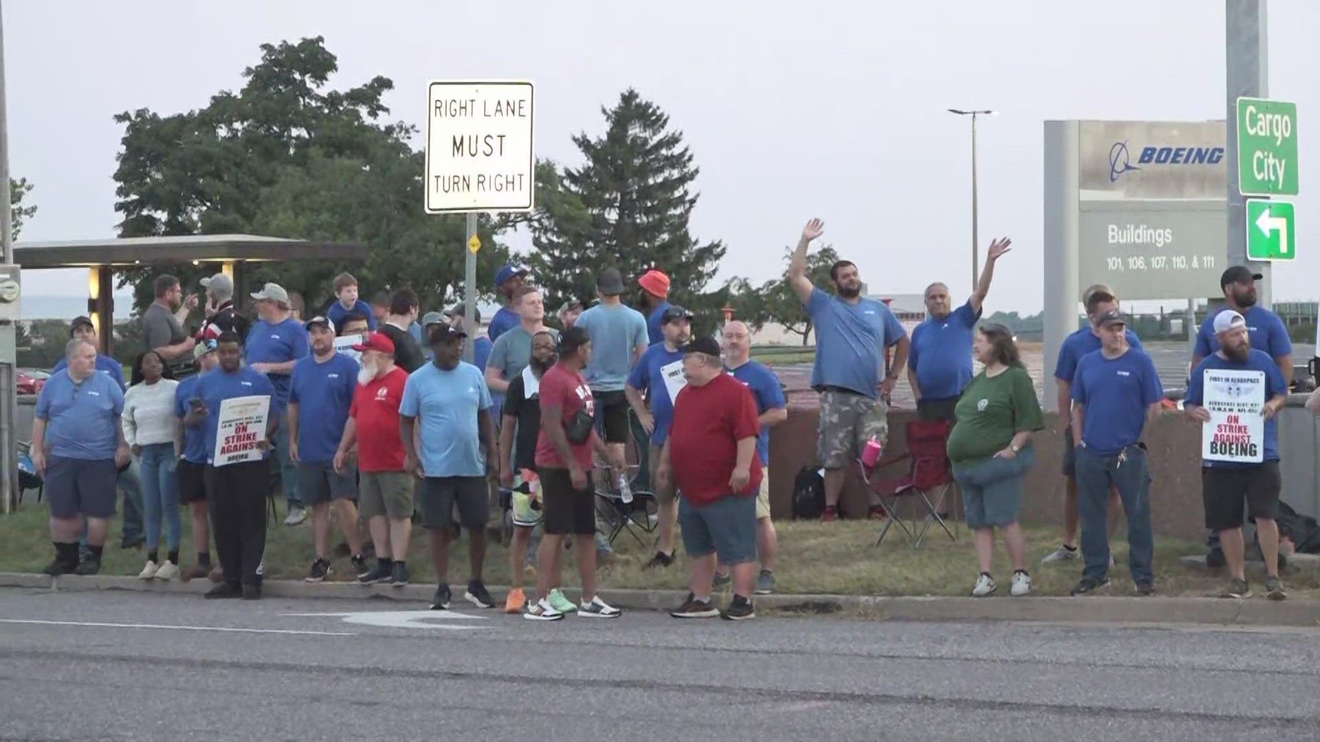 5 On Your Side got tips that union members will flood the gates at Boeing on Monday. They want to show management they’re serious about getting a fair contract.