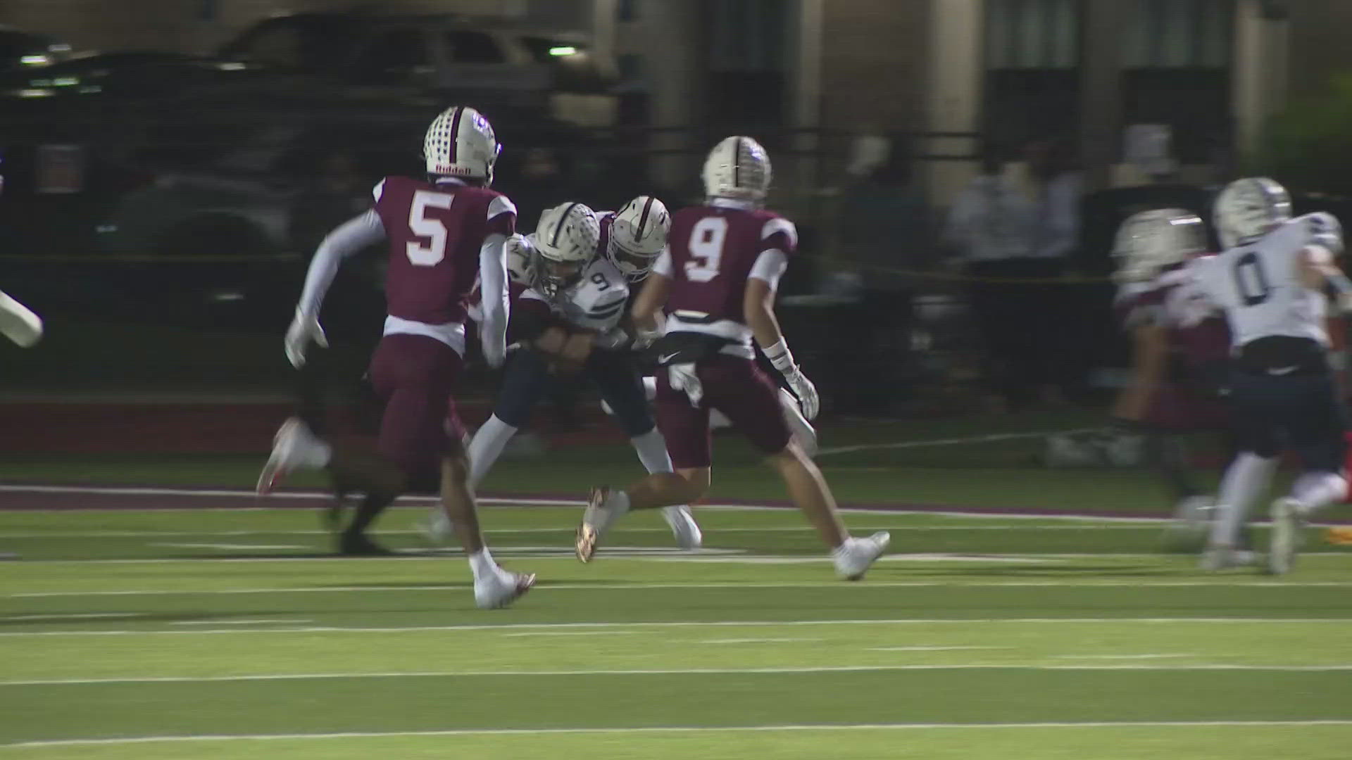 5 On Your Sideline returns with another week of high school football. Here are the best highlights from SLUH vs. De Smet.