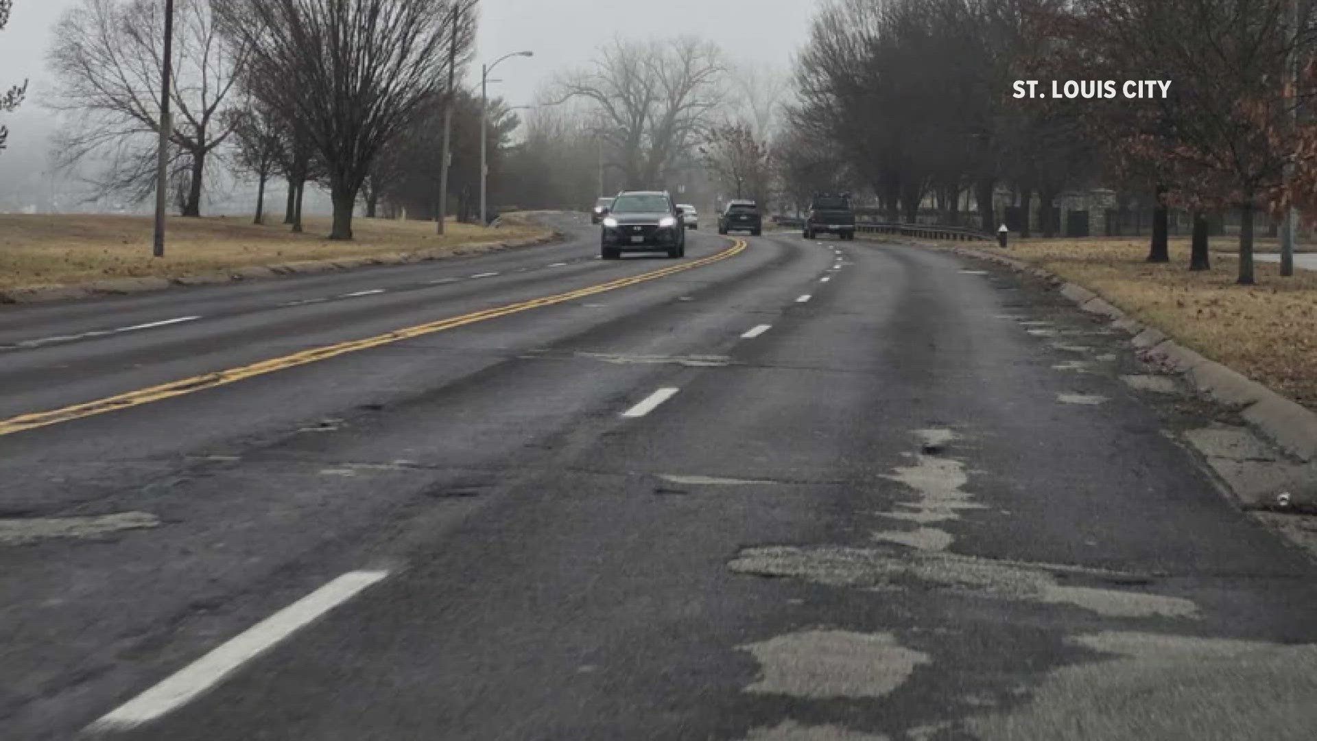 St. Louis is conducting a traffic study along Rivers Des Peres from Gravois to Interstate 55. The major problems: speeding, poor roadway conditions and crashes.